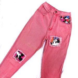 (SOLD) DISNEY VINTAGE HIGH WAIST MOM JEANS